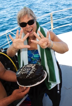 Special 900th dive cake!